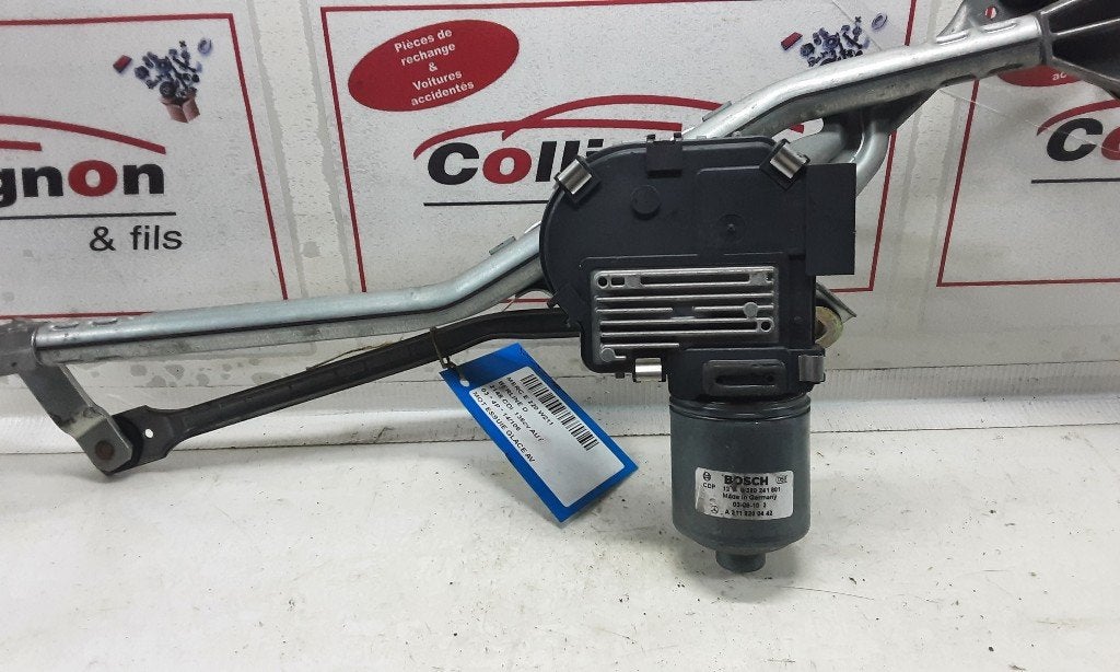 RUITENWISSERMOTOR VOOR Mercedes-Benz E (W211) (0390241801), Gebruikt, Mercedes-Benz, Mevr. I. Hauben, Rue de l'Espoir 34 34
4030  GRIVEGNÉE, BE