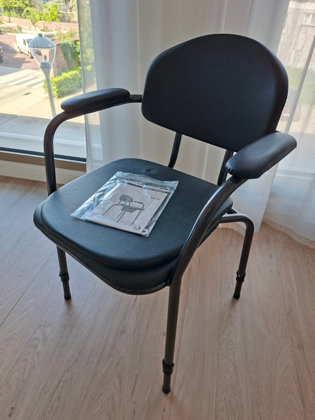 Toiletstoel, Enlèvement