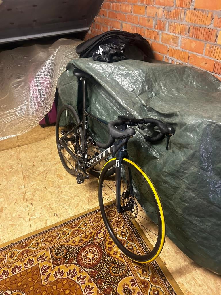 Scott addict rc40, Ophalen, Zo goed als nieuw