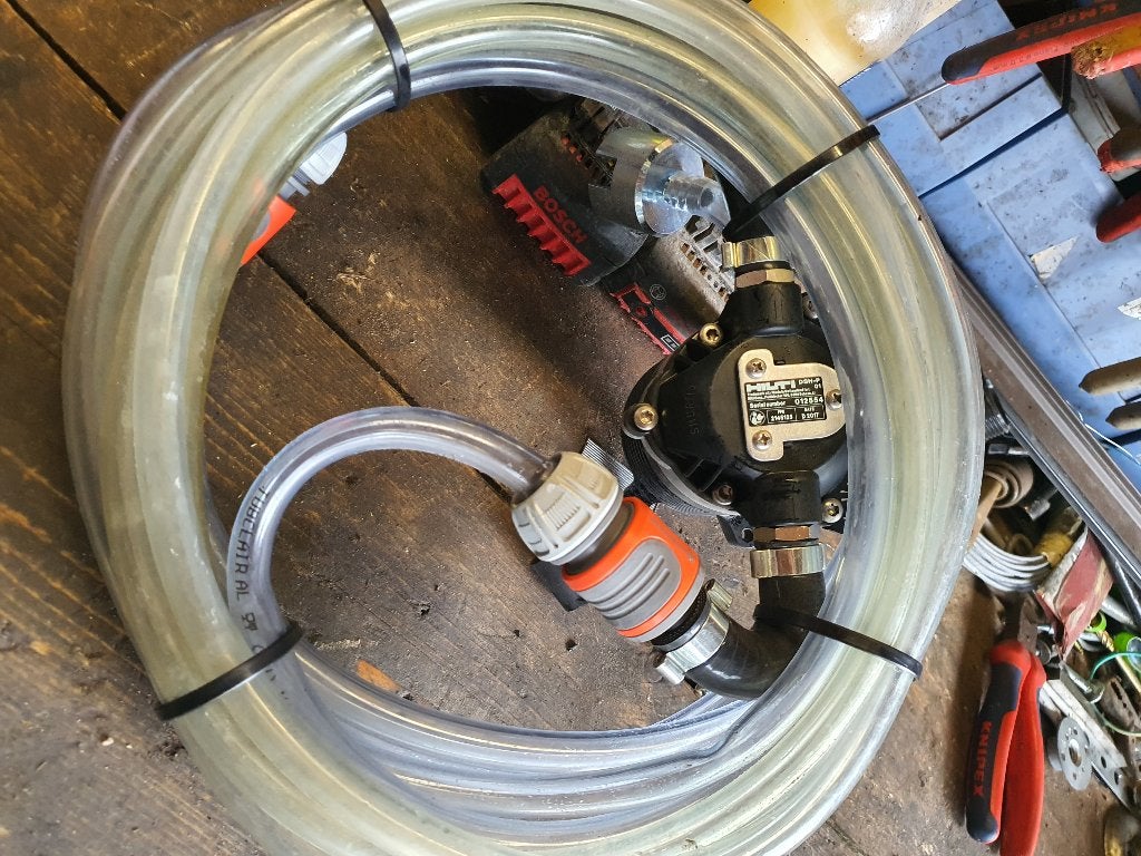 Pompe auto-amorçante Hilti DSH-P. Utilisez un travail, Neuf, 1200 watts ou plus, 70 mm ou plus, Hilti