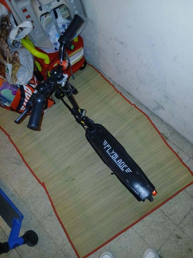 Elektrische kinderstep FLYBLADE, Enlèvement ou Envoi