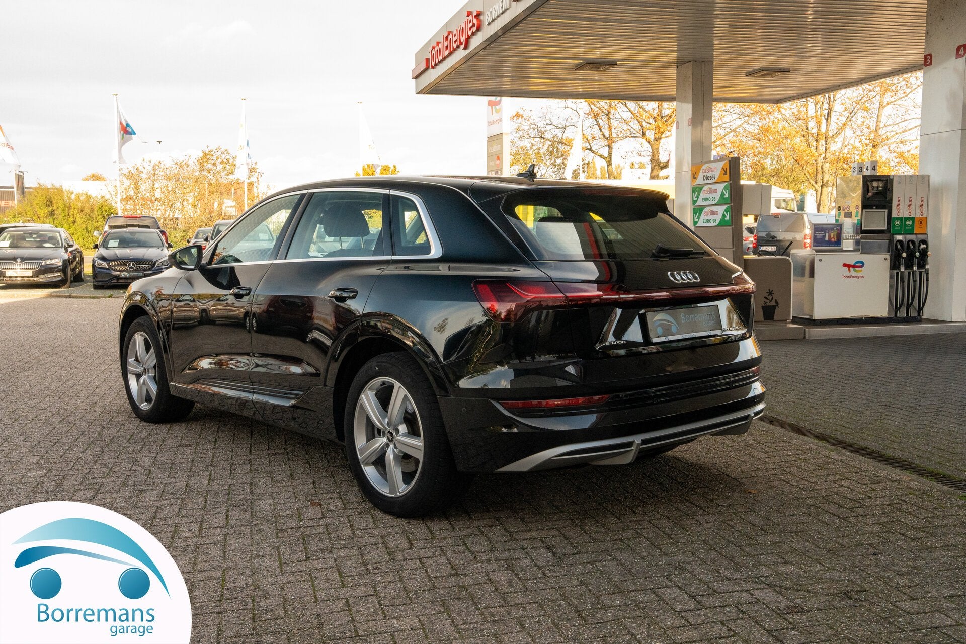 Audi e-tron 50 QUATTRO S-LINE, Autos, 0 kg, 0 kg, 5 places, Automatique
