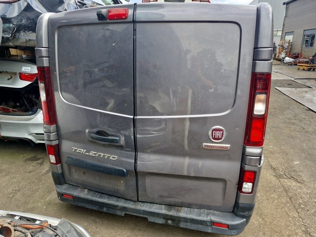PARE-CHOCS ARRIÈRE Fiat Talento (01-2016/-), FCA Germany GmbH, Arrière, Pare-chocs, IPC D1-09 Bahnhofsplatz
65423  Rüsselsheim am Main, DE