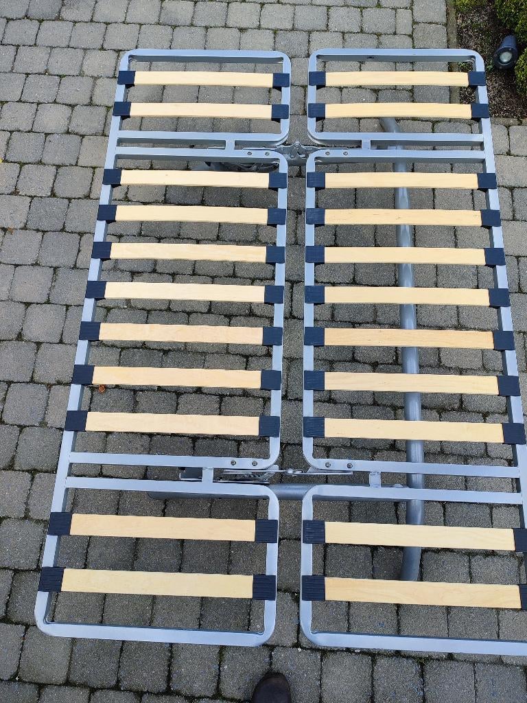 Zetelbed, Ophalen