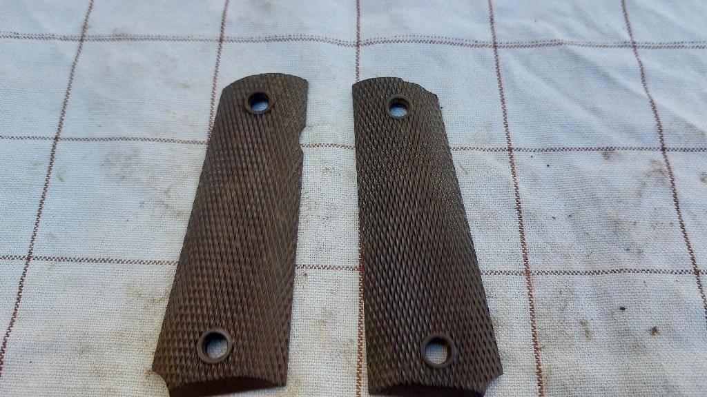 Poignées originales 1911A1 NOS WW2, Enlèvement ou Envoi, Autres, Autres types