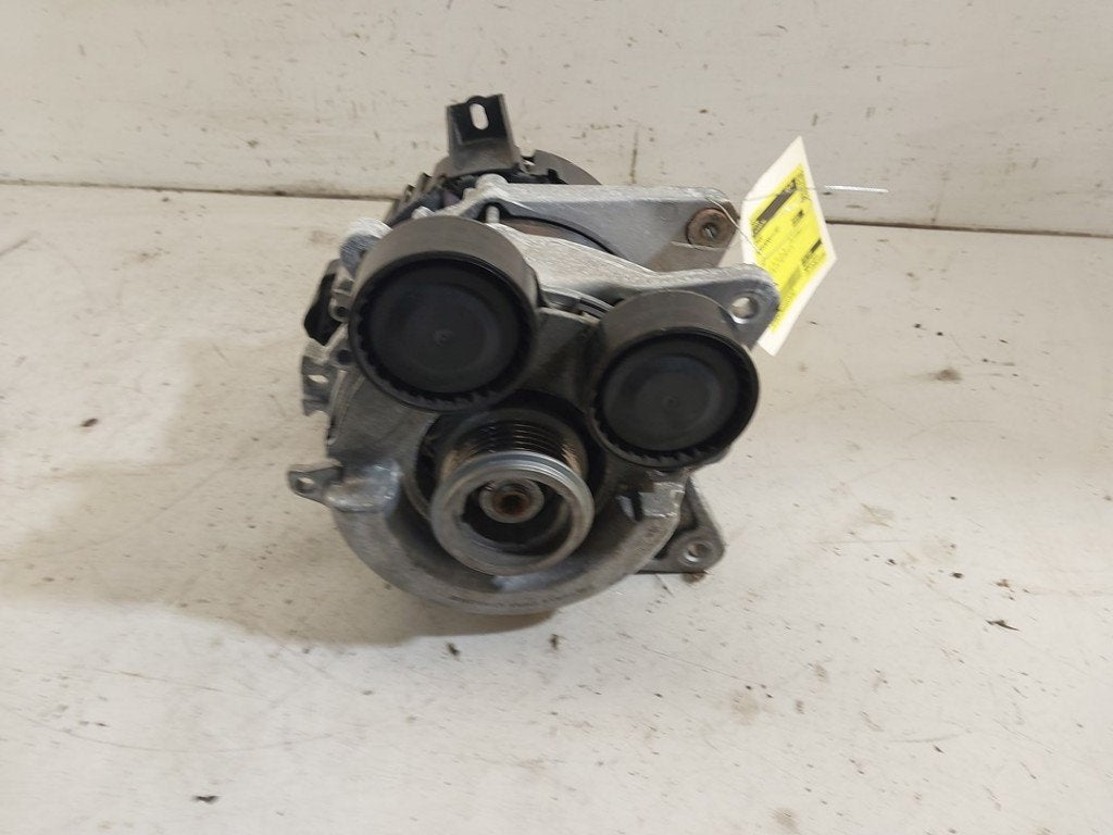 ALTERNATEUR V-Snaar Qashqai (J12) (|2310A1749R|2310A00Q0B|), Valeo, Utilisé, 100, rue de Courcelles
75017  Paris, FR, Info@valeo.fr
