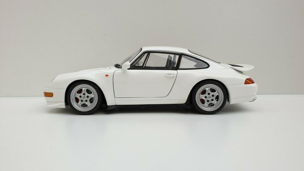 PORSCHE 1/18  UT  MODELS, Hobby en Vrije tijd, Modelauto's | 1:18, Ophalen of Verzenden, Nieuw, Auto, UT Models