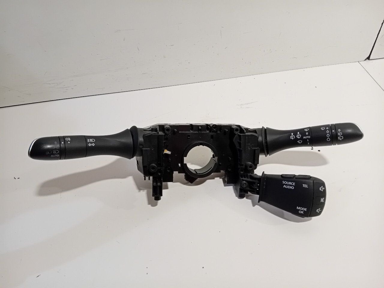 Combischakelaar Renault Espace, Onderdelen@venauto.nl, Van der Ven Autorecycling B.V., Gebruikt, Ettenseweg 76, 4706 PB Roosendaal, The Netherlands