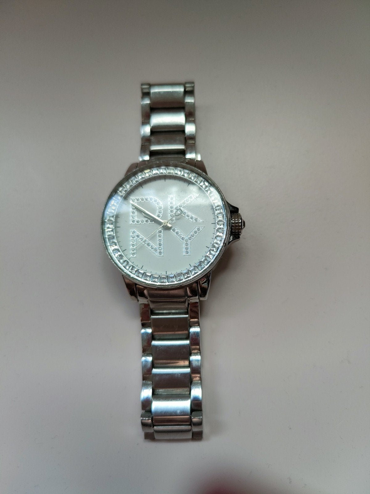 DKNY dames horloge zilver, Handtassen en Accessoires, Horloges | Dames, Ophalen, Zilver, DKNY