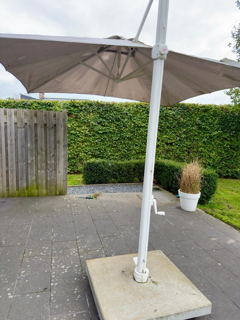 Zweefparasol jardinico flow, Tuin en Terras, Ophalen, Kantelbaar, Gebruikt, 2 tot 3 meter