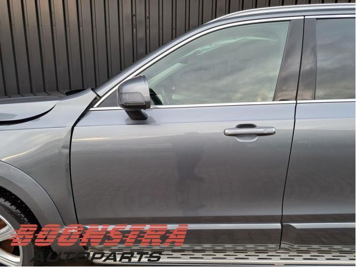 Portière 4portes avant gauche d'un Volvo XC90 (XC90 16-) (7, -, 3 mois de garantie, Porte, -