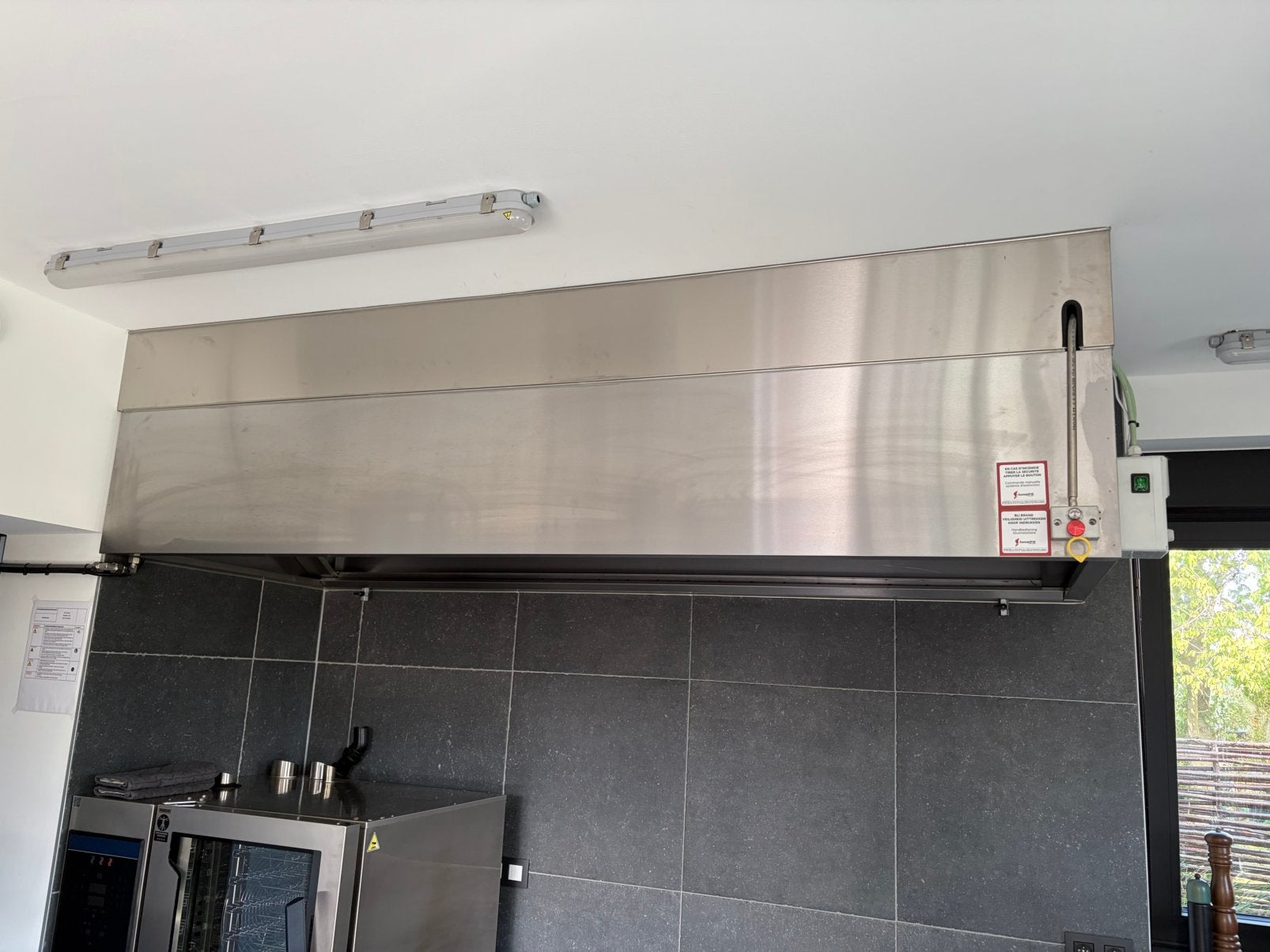 hotte aspirante,  d'extraction complète, à peine 10 mois, Electroménager, Enlèvement, Comme neuf