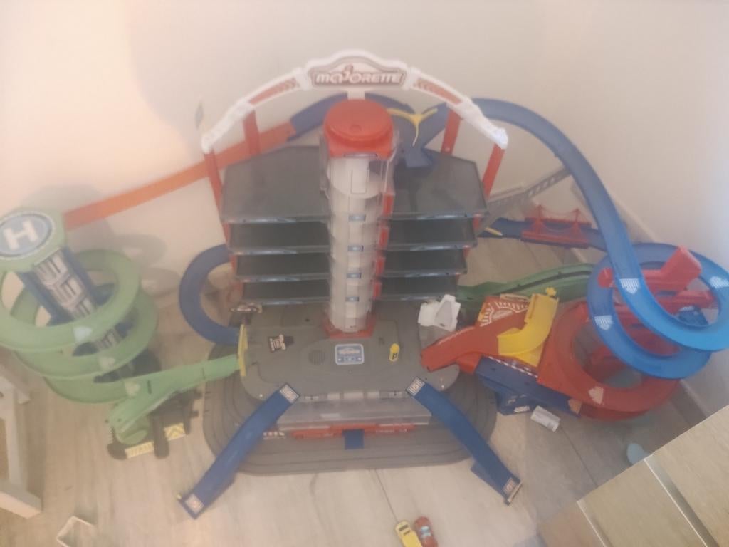 Auto racebaan majorette, Kinderen en Baby's, Speelgoed | Racebanen, Ophalen, Racebaan