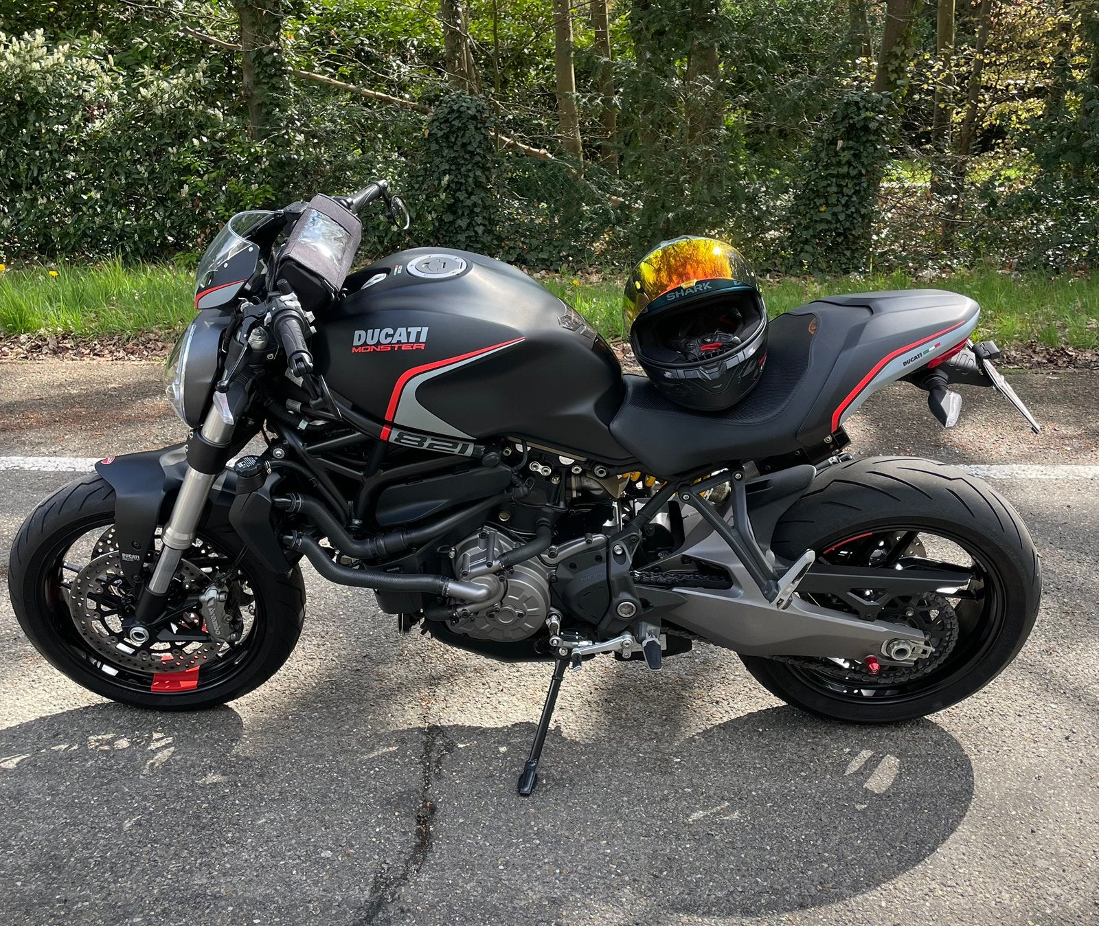 Ducati monster 821 Stealth als nieuw., Motoren, 2 cilinders, Nieuw, Particulier, Naked bike