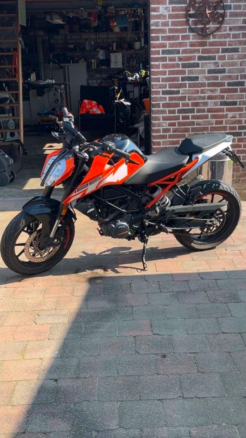 Duke 125, 30/01/2020, 22 000 km, 125 cm³, 1 cylindre, Neuf, Particulier