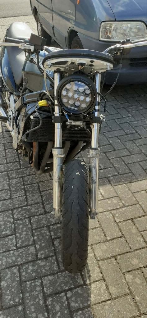motto suzuki 750 naked bike