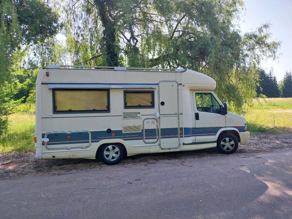 camping car Brustner 150.000 Km ready to go, Caravanes & Camping, Jusqu'à 4, 6 à 7 mètres, Toilette à cassette, Fiat