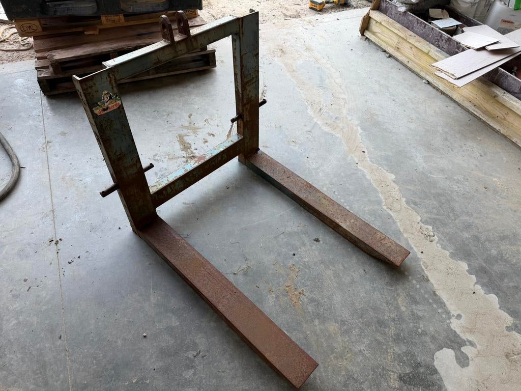 Vorken / pallet vork voor tractor, Ophalen, Zo goed als nieuw