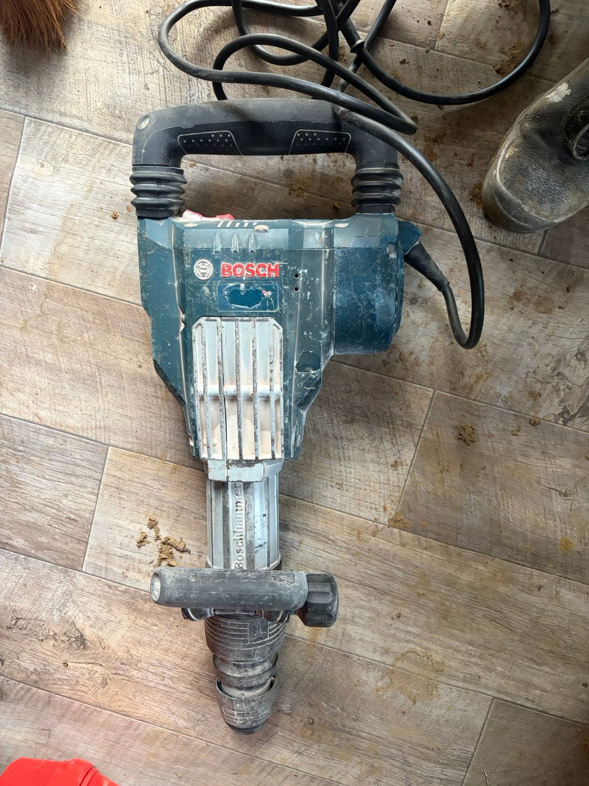 Bosch GSH 11VC breekhamer, Doe-het-zelf en Bouw, Ophalen, Gebruikt, 600 watt of meer, Boor- en/of Breekhamer