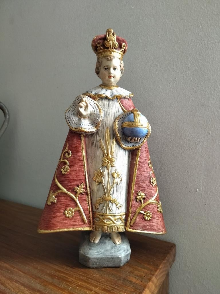 Beeldje van het kindje Jezus in Praag - Merk P.A.B. - 34 cm, Antiek en Kunst, Antiek | Religieuze voorwerpen, Ophalen of Verzenden