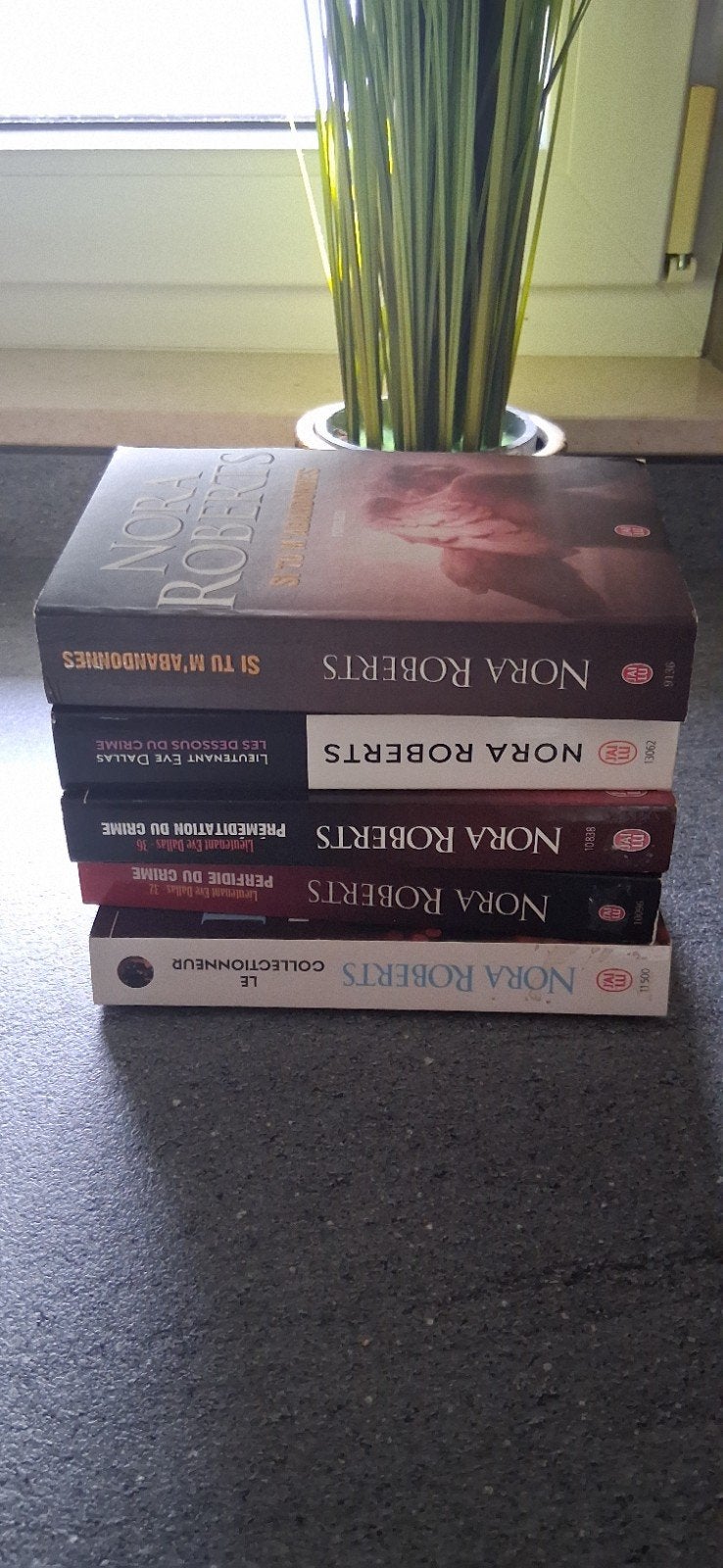 Lot de livres  Nora Roberts, Livres, Envoi, Utilisé, Nora Roberts, Adaptation télévisée