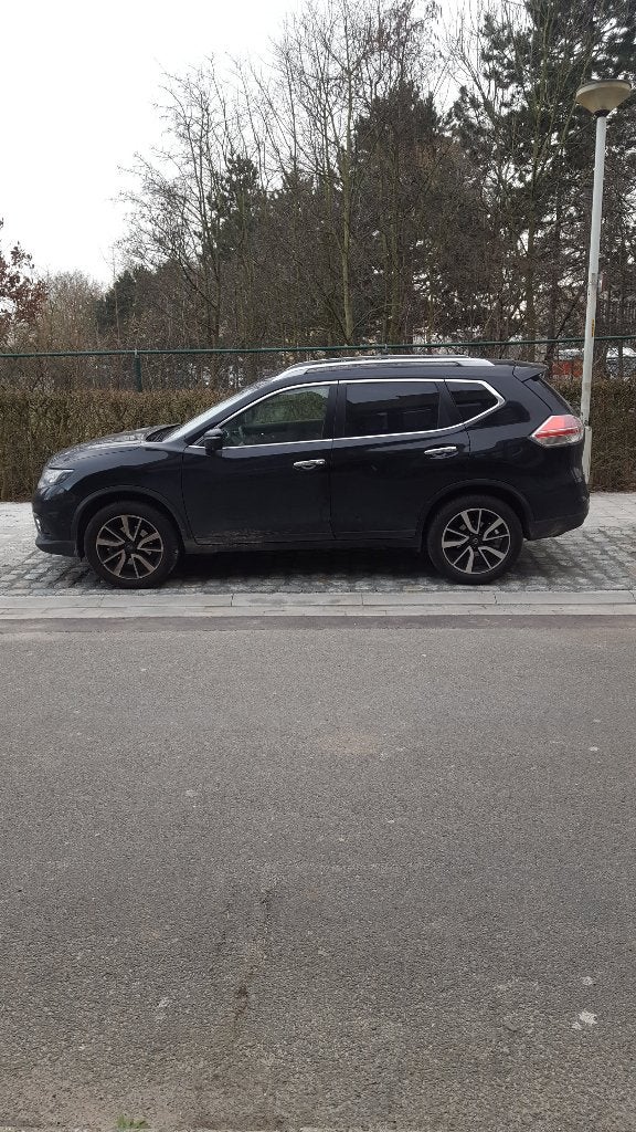 Nissan X-TRAIL 7 zitplaatsen (Euro 6 b) 1ste eigenaar., Euro 6, 7 places, Boîte manuelle, Noir