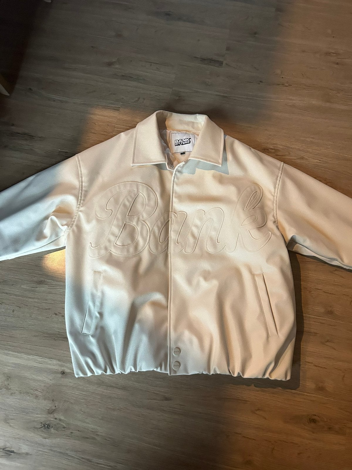 Bankzitters limited edition world tour jas, Kleding | Dames, Ophalen of Verzenden, Nieuw, Maat 38/40 (M), Beige