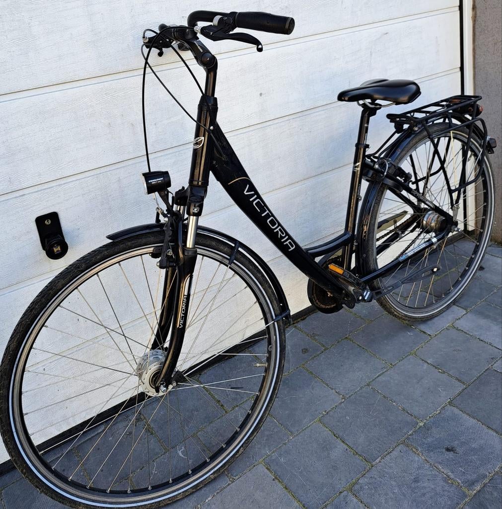 Trekking bike Victoria 
28" en très bon état, Enlèvement ou Envoi