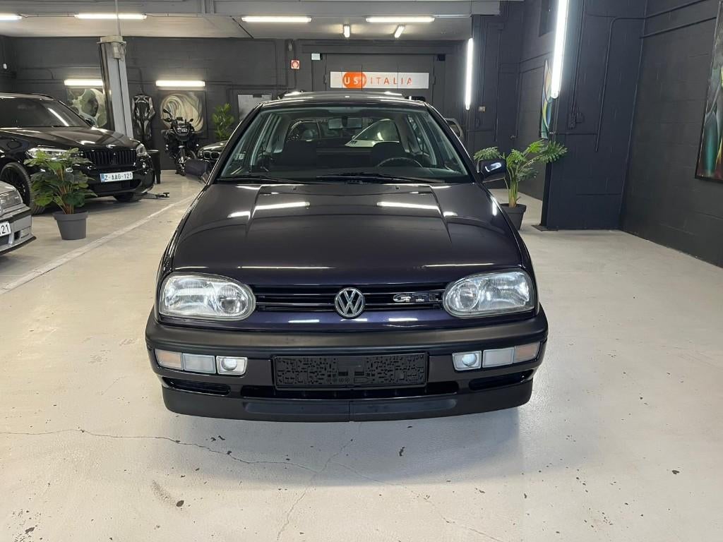 VW GOLF 3 ** GTI ** VEHICULE BELGE ** ETAT EXEPTIONNEL **, Autos, Entreprise, Noir, Golf, Tissu