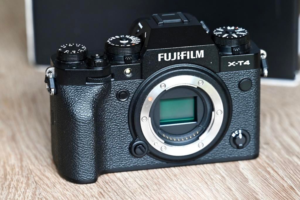 Fujifilm X-T4 – Comme neuf, Audio, Tv en Foto, Spiegelreflex, 26 Megapixel, Ophalen of Verzenden, Zo goed als nieuw