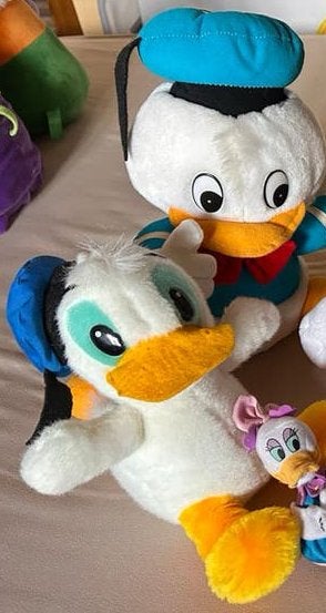 Donald Duck family, Kinderen en Baby's, Speelgoed | Knuffels en Pluche, Ophalen of Verzenden, Zo goed als nieuw