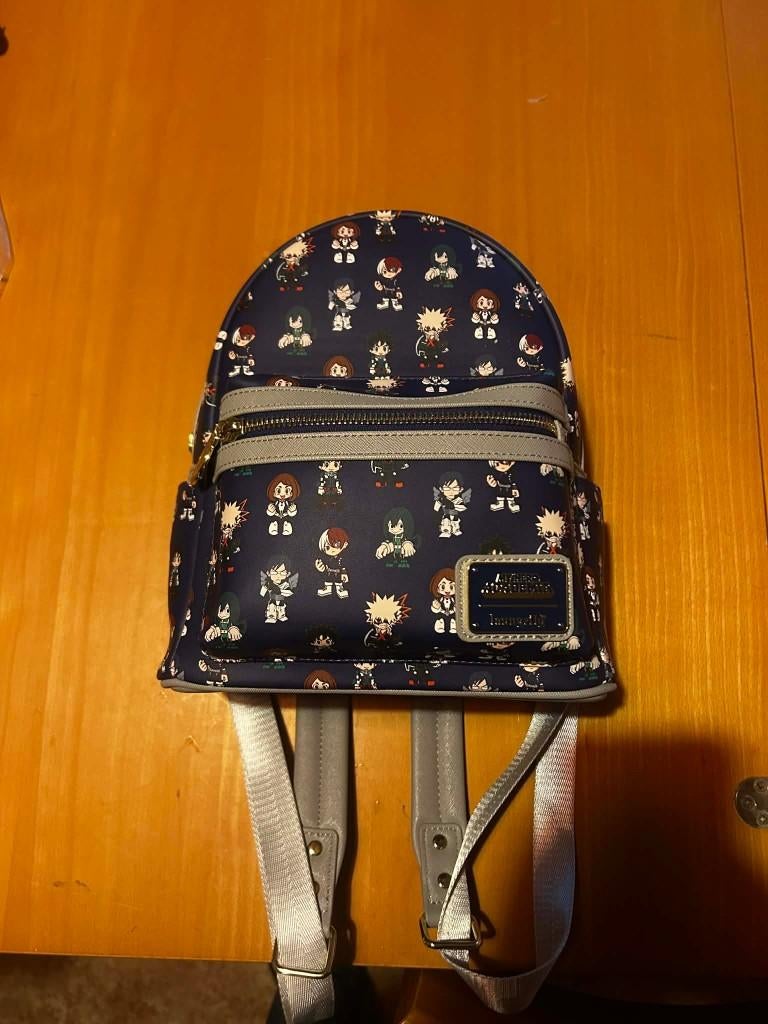 loungefly my hero academia, Enlèvement, Comme neuf, Autres marques