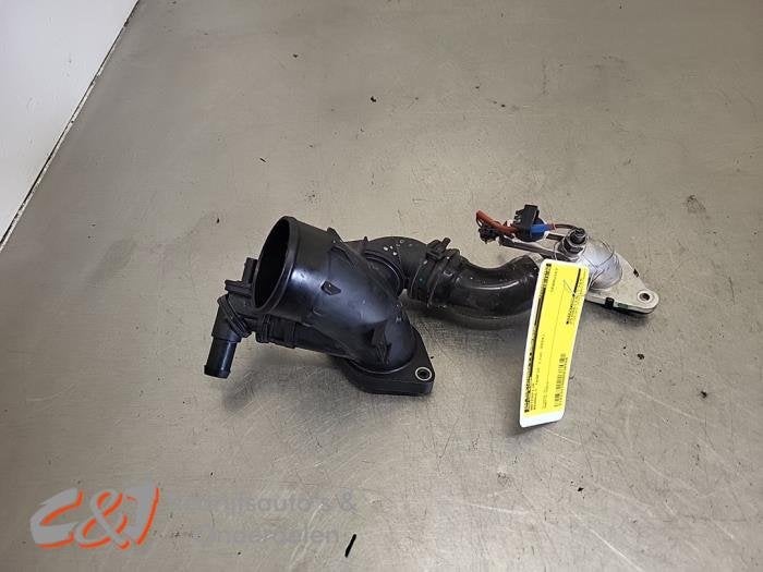Tube d'eau d'un Renault Trafic, Renault, -, 3 mois de garantie, Utilisé
