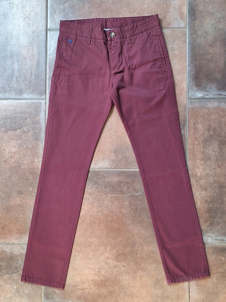 Nieuwe lange bordeaux broek jongen Hackett maat 11-12 jaar, Enfants & Bébés, Vêtements enfant | Taille 146, Garçon, Enlèvement ou Envoi