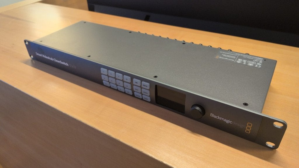 Blackmagic Smart Videohub CleanSwitch 12x12, Audio, Tv en Foto, Professionele apparaten, Ophalen of Verzenden, Gebruikt, Video
