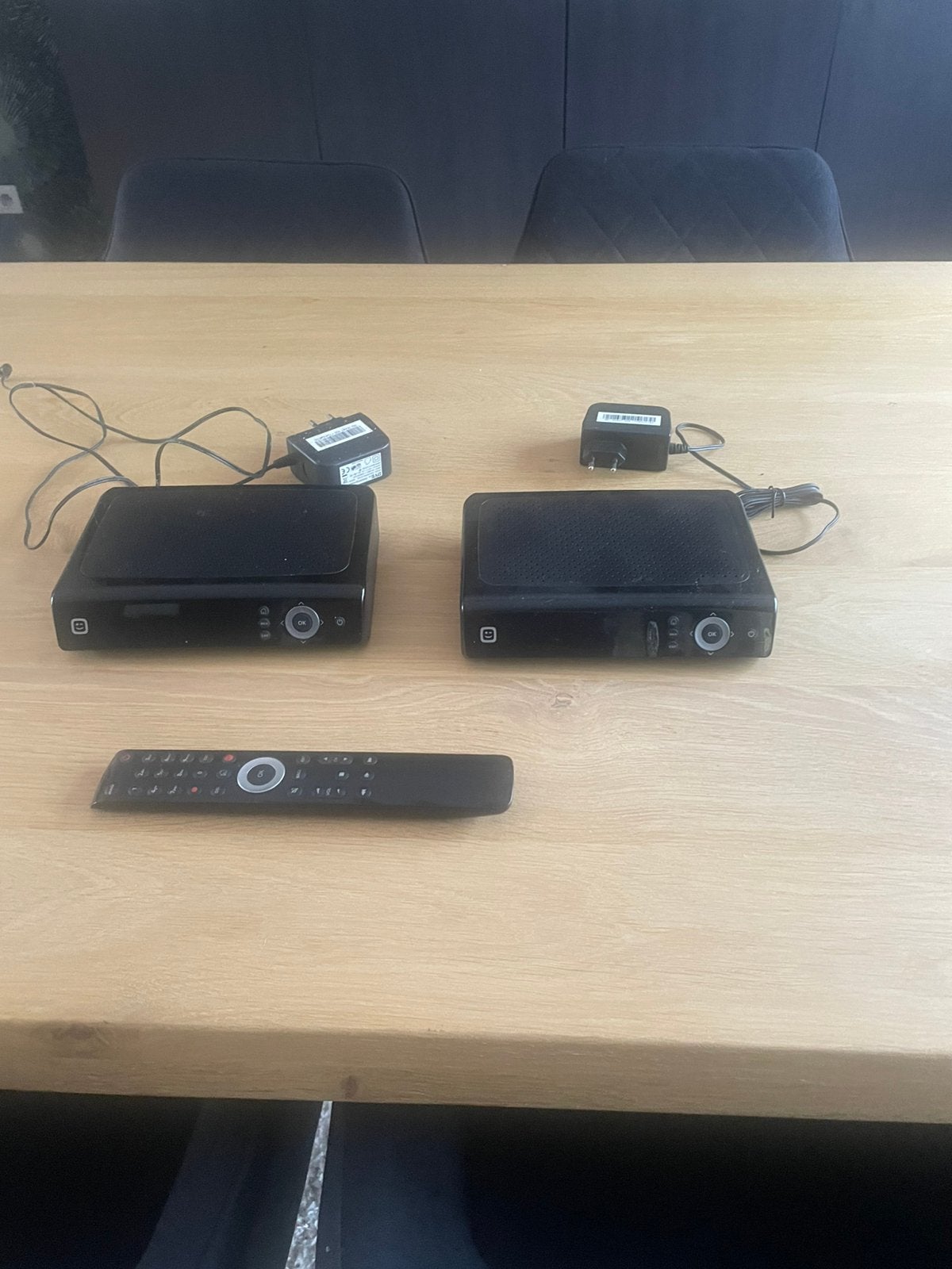 À vendre Boîtier Telenet Digi 2 x, TV, Hi-fi & Vidéo, Enlèvement