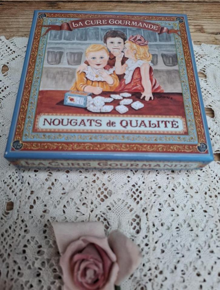 Franse La Cure Gourmande, kartonnen Nougat doos, kinderen, Ophalen of Verzenden