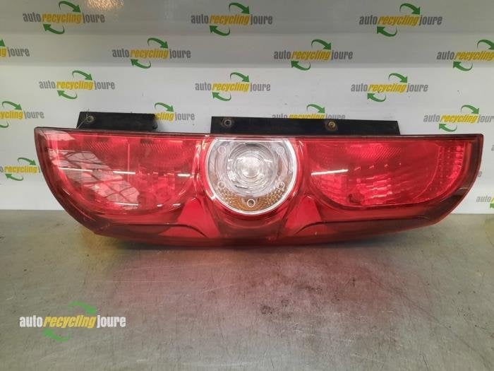 Feu arrière droit d'un Fiat Doblo, -, -, 3 mois de garantie, Utilisé