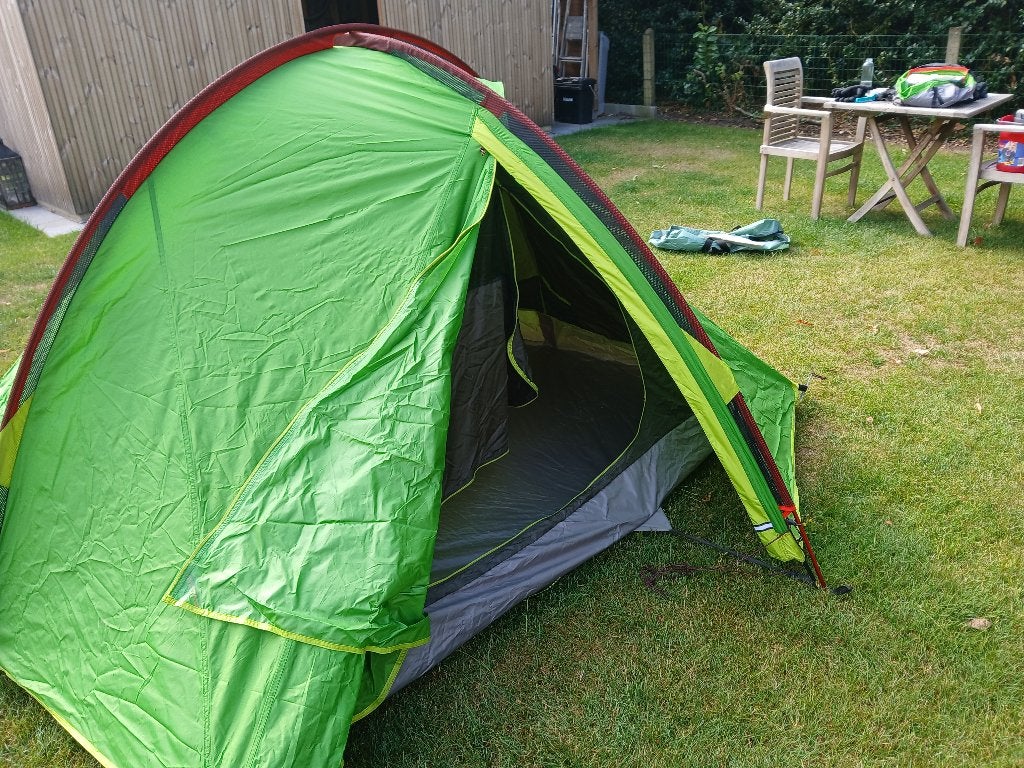 Iglo tent Quechua 2-3 pers, Caravans en Kamperen, Tenten, Ophalen, Zo goed als nieuw, Tot en met 3