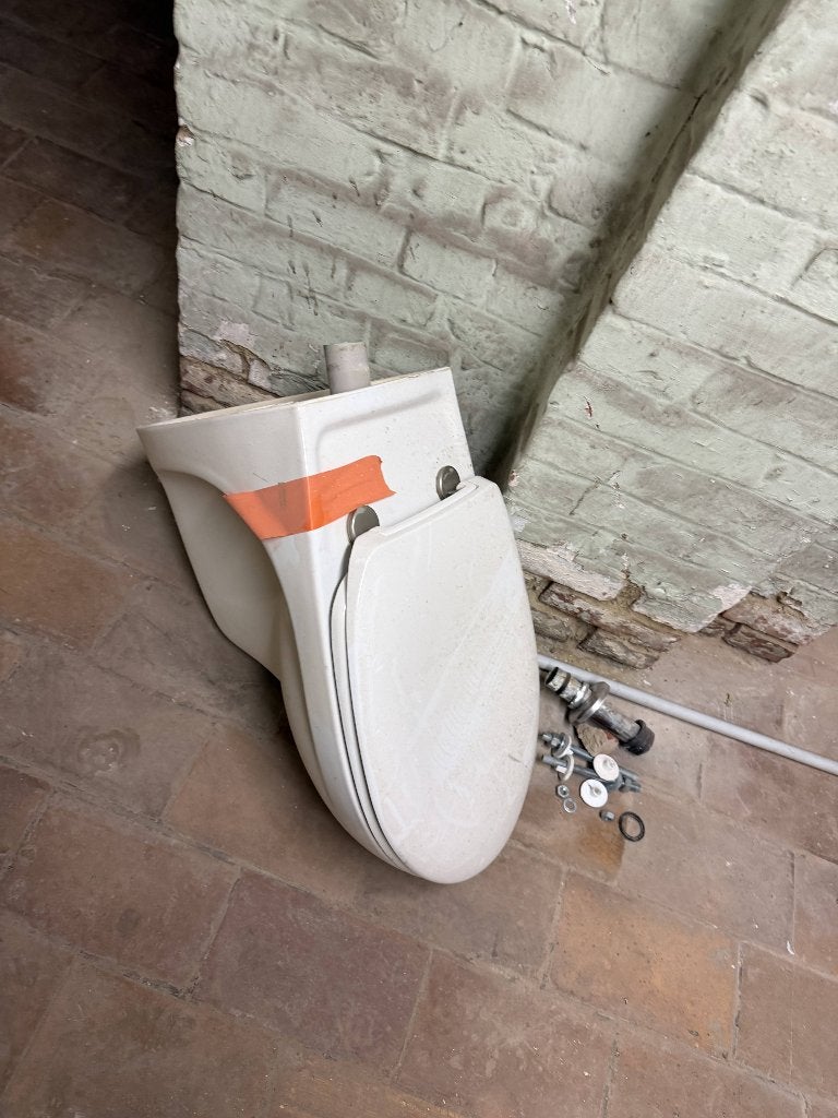 WC & lavabo gratis, Doe-het-zelf en Bouw, Ophalen, Gebruikt, Chroom, Wastafel
