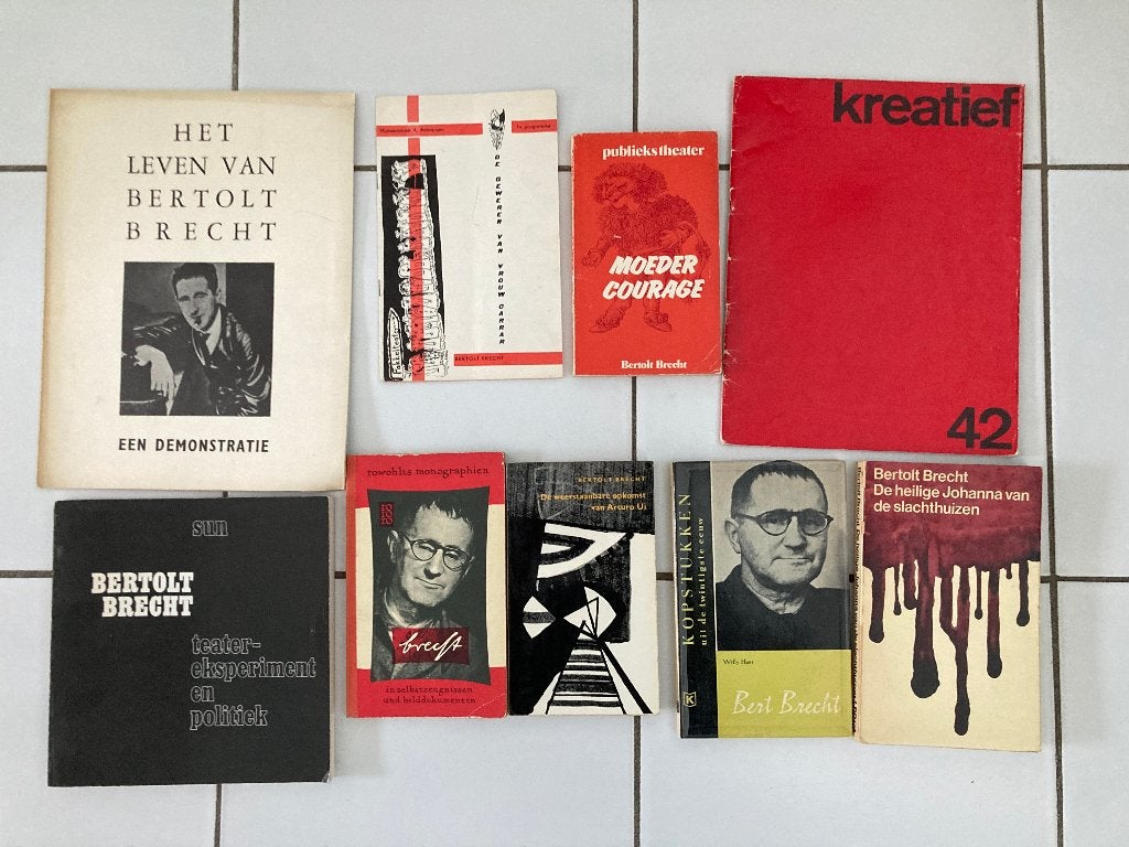 Lot over en van Bertolt Brecht (Theater, HugOKE, Decleir,..., Gelezen, België, Ophalen of Verzenden, Bertolt Brecht