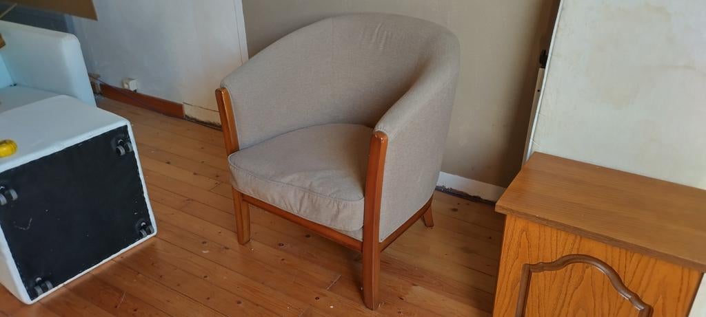 Assise en bois de cerisier., Maison & Meubles, 75 à 100 cm, Moins de 150 cm, Une personne, Enlèvement