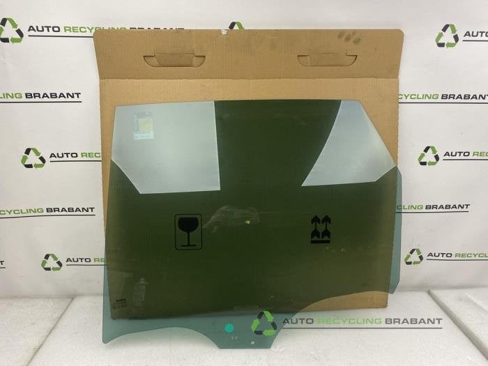 Vitre portière 4portes arrière gauche d'un Renault Grand S, -, 3 mois de garantie, Utilisé, -