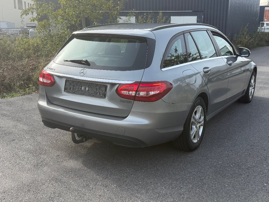 Mercedes C200 Diesel Break Euro6B 175000KM, Autos, 100 kW, Argent ou Gris, Achat, Boîte manuelle