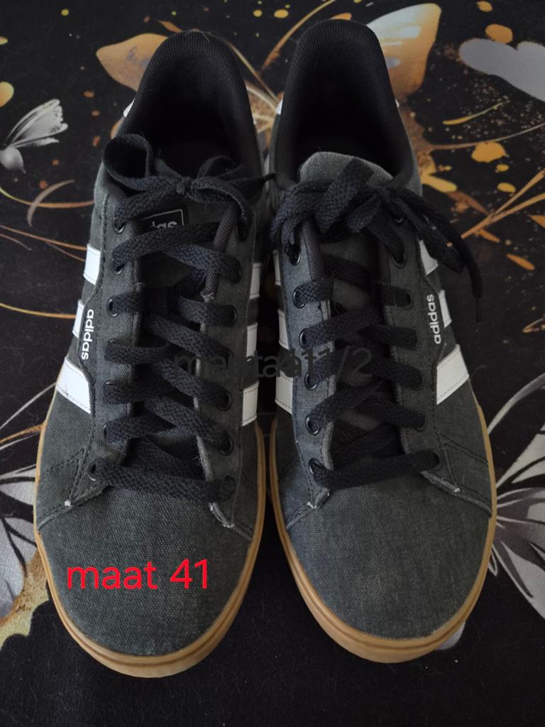 Adidas schoenen maat 41, Ophalen