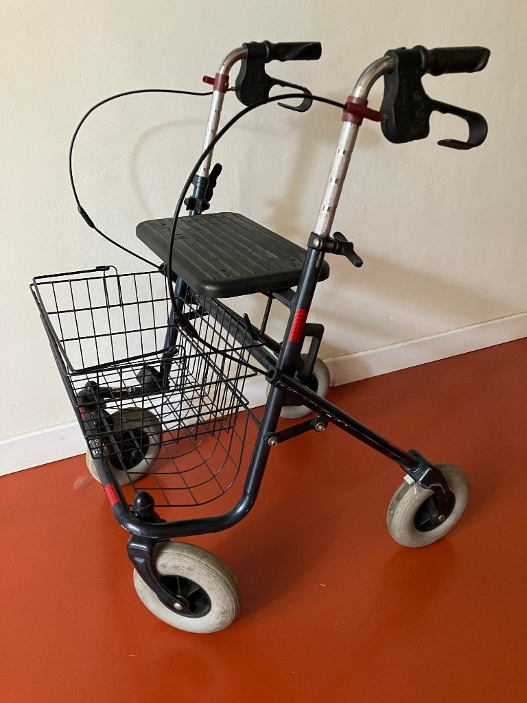 Rollator, Diversen, Ophalen, Lichtgewicht, Zo goed als nieuw