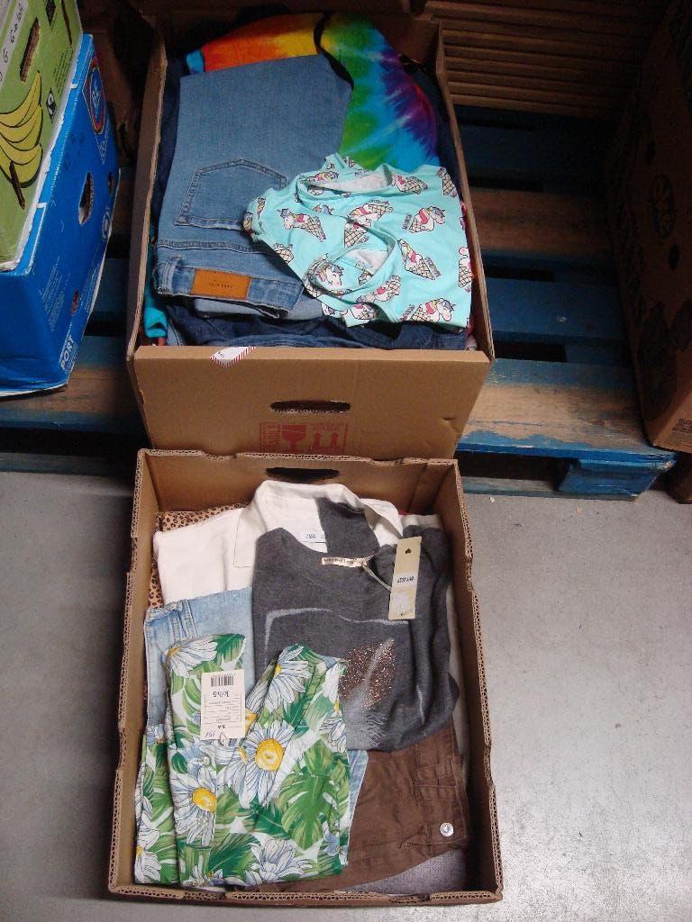 lot de 77 vêtements fille ( 6 - 12A ), Enlèvement, Utilisé