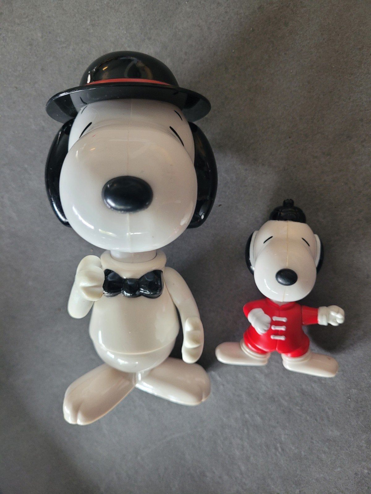 Snoopy poppetjes, Ophalen