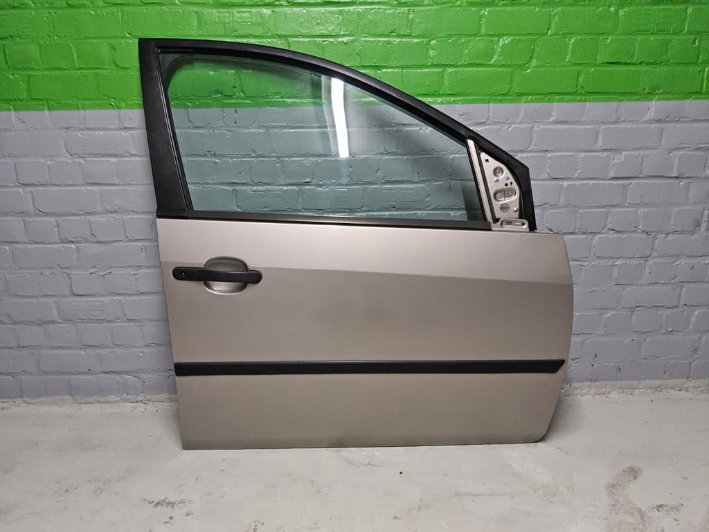 Ford fiesta mk5 rechter voordeur, Auto-onderdelen, Gebruikt, Deur, Ophalen of Verzenden, Ford