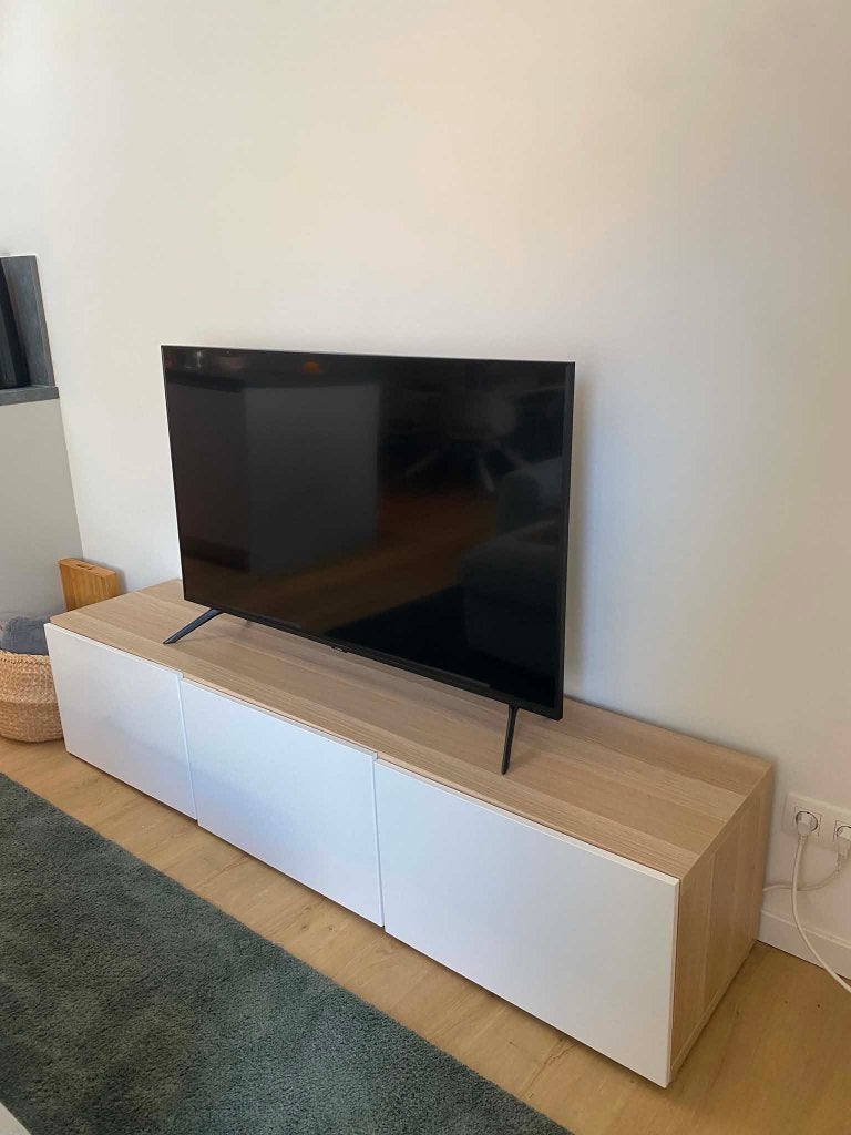 IKEA BESTÅ tv-meubel – houtlook/wit – 3 kasten, Enlèvement, Comme neuf